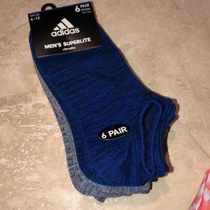 Men’s Adidas socks: 6 pairs- sizes 6-12